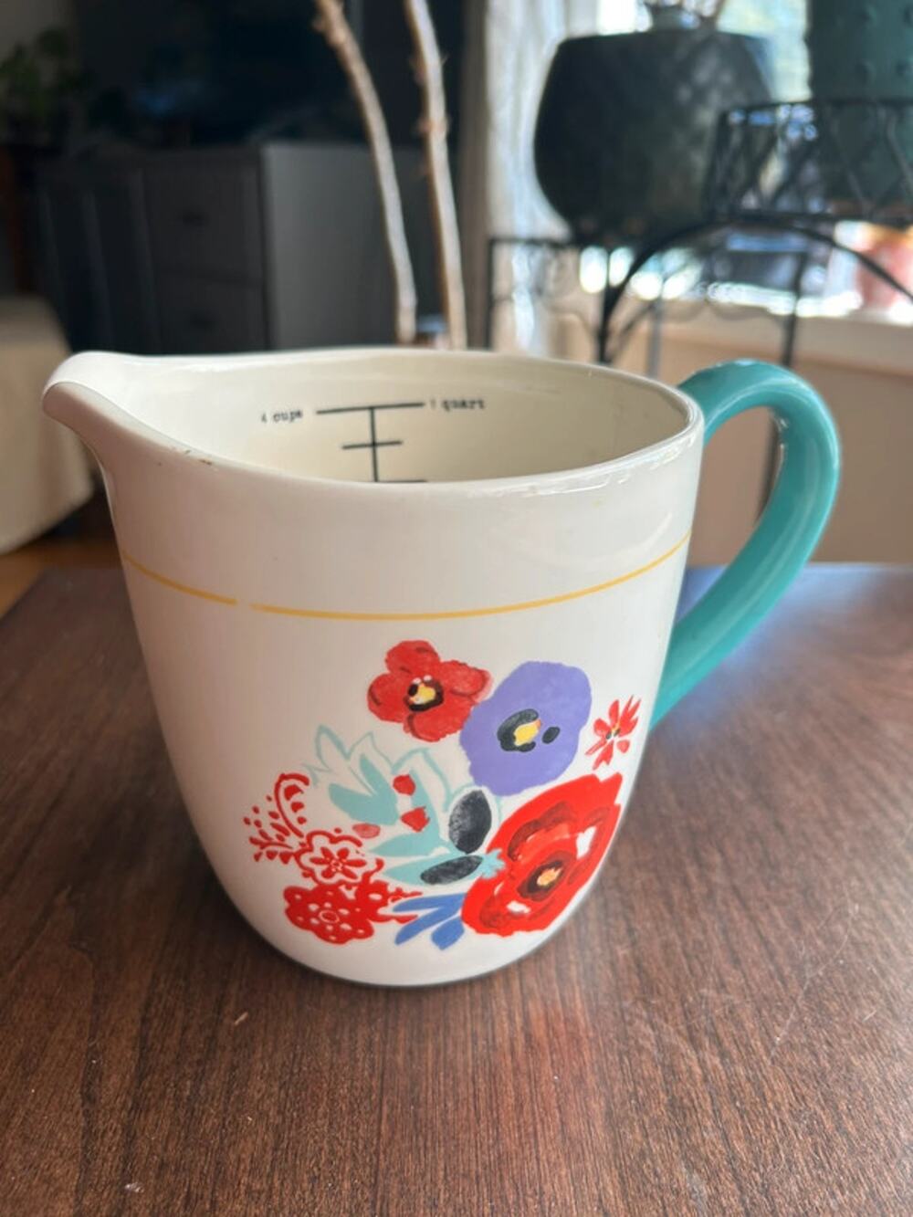 Pioneer Woman Flea Market Floral 4-cup measuring pitcher